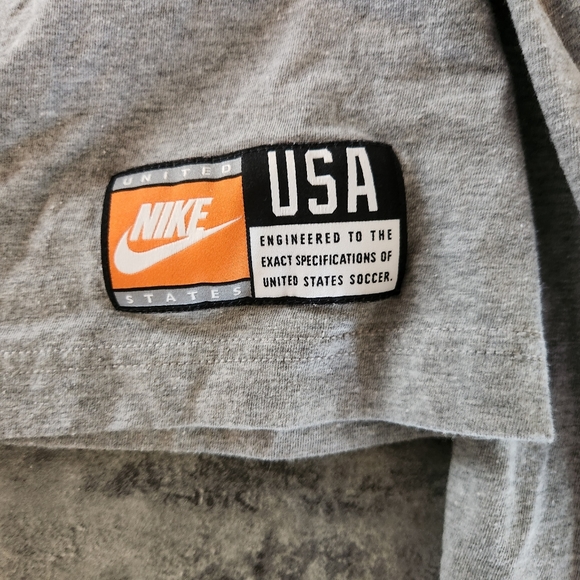 Nike U.S.Womens Cropped Long- Sleeve T- Shirt Size L - Picture 4 of 9